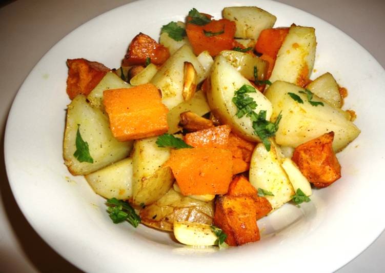 Recipe of Perfect Garlic Roasted Potatoes &amp;amp; Squash