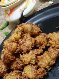 सूजी के पकौड़े (Suji ke pakode recipe in hindi) रेसिपी मुख्य फोटो