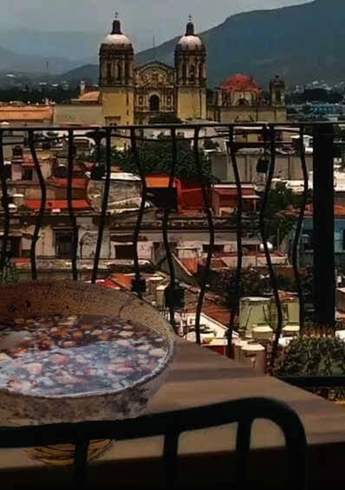 Una foto de Caldo de piedra Oaxaqueño