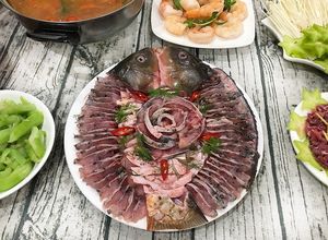 Hình của món Lẩu cá chép 🍲🐟.