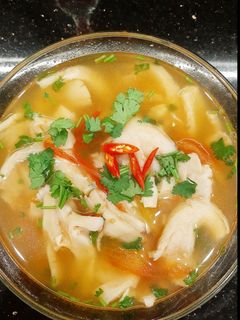 Hình của món Canh nấm nấu cà chua.