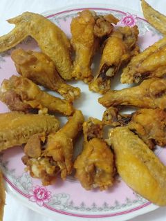รูปของ ปีกไก่ทอดเกลือ