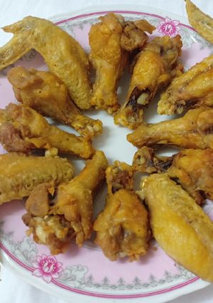 รูปของ ปีกไก่ทอดเกลือ