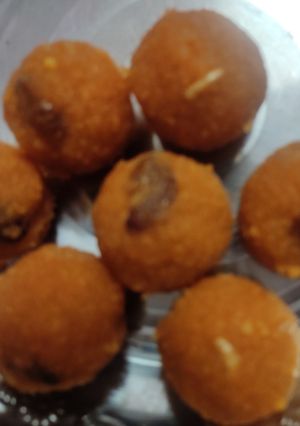 பூந்தி இல்லாத லட்டு (Poondhi laddu recipe in tamil) செய்முறை முக்கிய புகைப்படம்