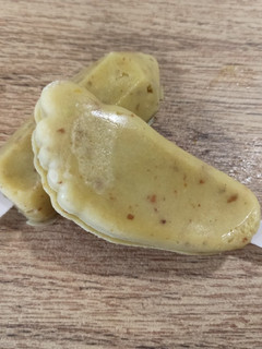Una foto de Helado de manzana y aguacate (BLW)