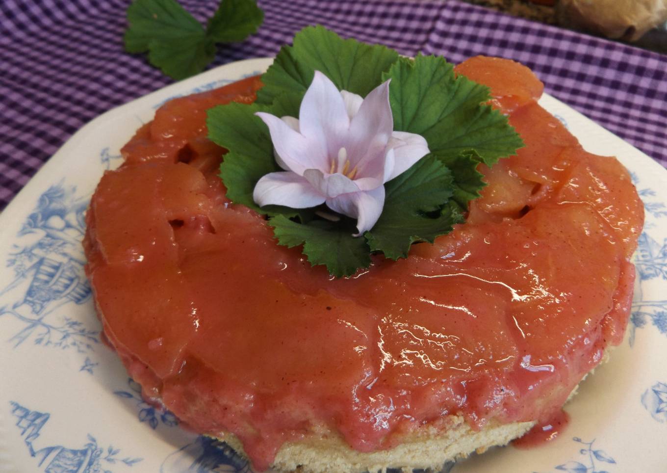 Torta roja de manzanas de Dña Petrona