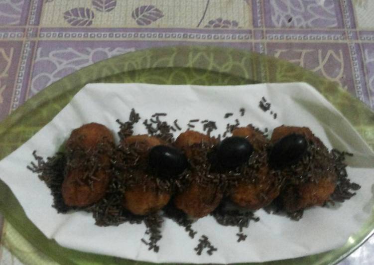 Perkedel pisang raja