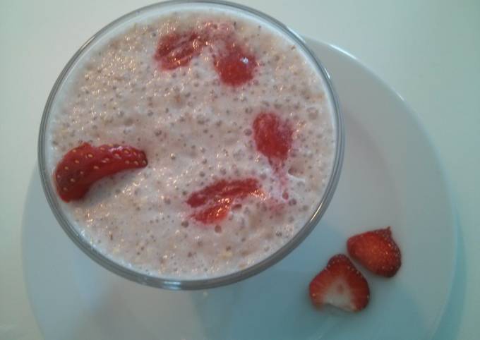 Nutty Strawberry Shake