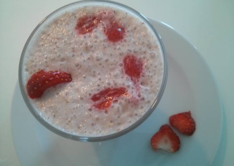 Nutty Strawberry Shake