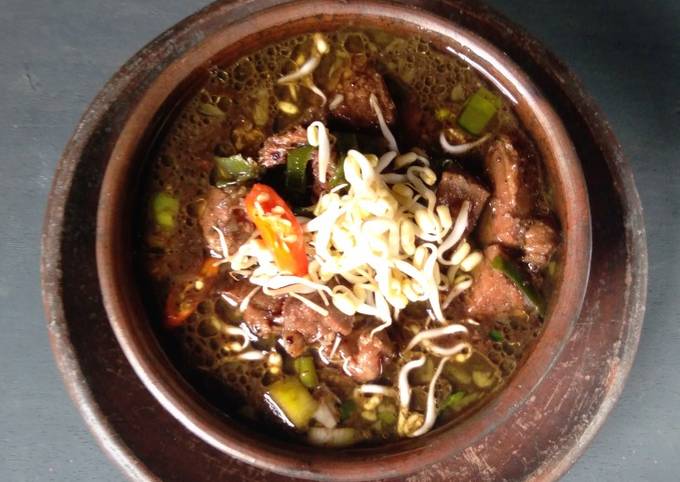 Bagaimana Menyiapkan Rawon Daging, Bikin Ngiler