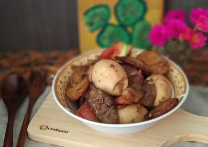 Semur Ati Ampela Telor Kentang