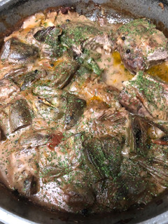 Una foto de 131. Solomillo con salsa de alcachofas a la pimienta negra (principal carne)