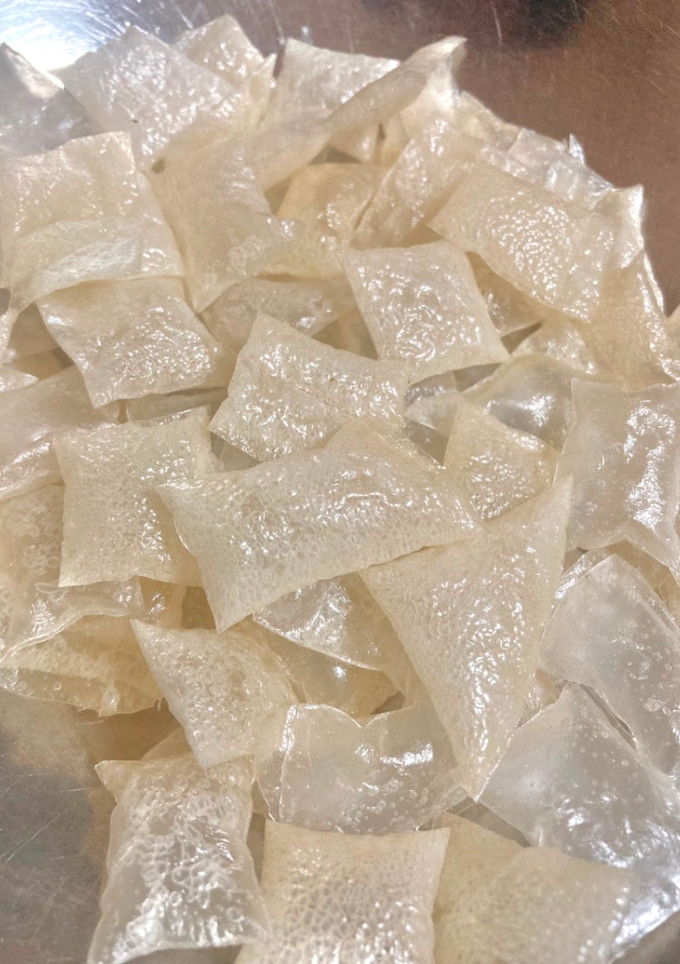 Una foto de Suflitos de papel de arroz en airfryer