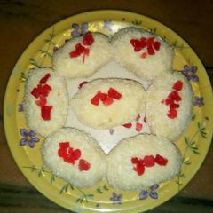 A picture of Sweet bread roll.