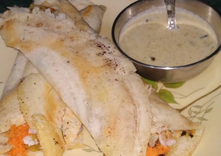 Masala Dosa With Coconut Chutney