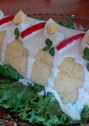 Una foto de Causa Enrollada de Pollo a la Brasa y verduras 🇵🇪