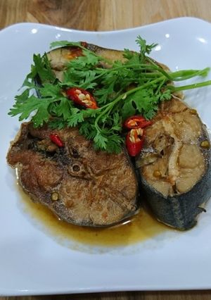 Hình của món Cá cam kho cà chua.
