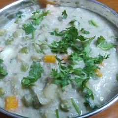 A picture of White kurma.