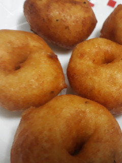 A picture of Crunchy Medu wada.