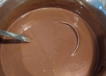 Easy Recipe Rich and Creamy Hot Chocolate Delicious Perfect