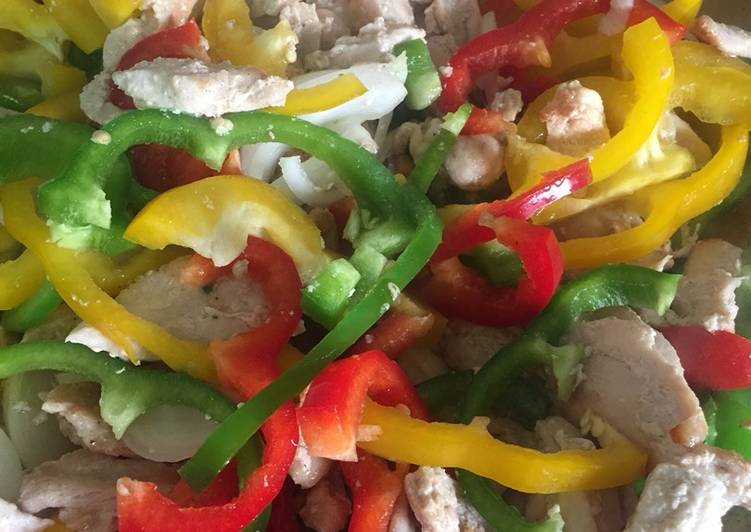 Fajitas de pollo con 3 pimientos