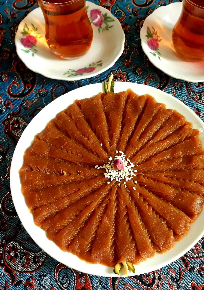 عکسی از دستور حلوای شیره انگور
