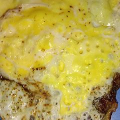 A picture of Half fry egg.