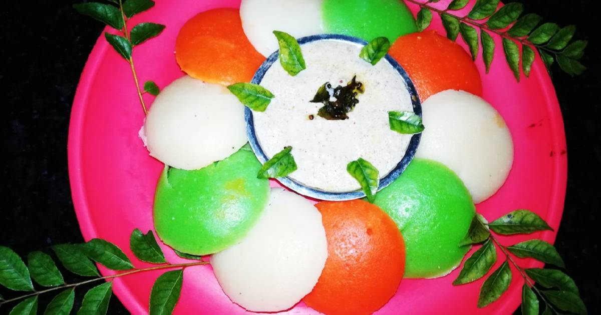 तिरंगा इडली नारियल की चटनी (tiranga idli nariyal ki chutney recipe in Hindi) रेसिपी बनाने की