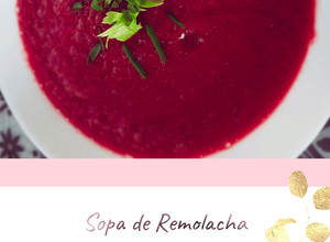 Una foto de Sopa de Remolacha 😋😋😋