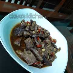 รูปของ Roasted beef with garlic and soybean sauce