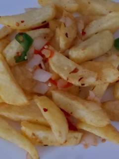 A picture of My Homecooked Chilli, Salt + Pepper Chips 🤩.