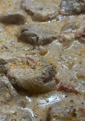 🇭🇺 🥩 Egyszerű tejfölös hús recept fotója