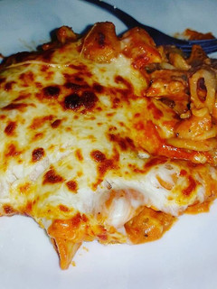 A picture of Cheesy Chicken Vodka Pasta Bake.