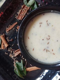 કઢી (Curry Recipe In Gujarati) રેસીપી મુખ્ય ફોટો