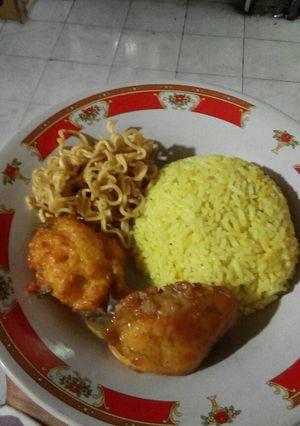 Foto resep Nasi kuning magic com