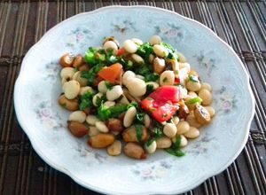 Una foto de Ensalada de Tarwi o Chocho