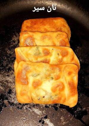 عکسی از دستور نان سیر😋😋