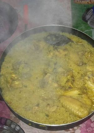 Una foto de Arroz con alitas de pollo🐓!!