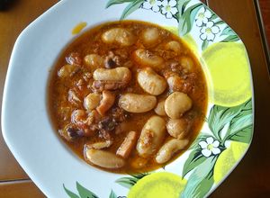 Foto principal de Potaje de fabes con pulpo
