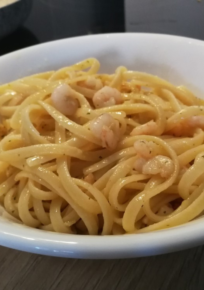 Una foto de Pasta al ajillo