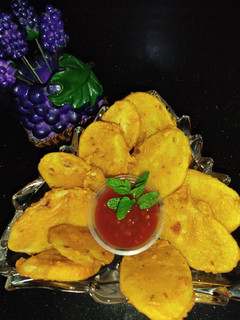A picture of Potato Fritters 🥔.