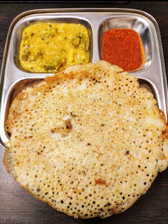 पिंक मसूर दाल डोसा (Pink masoor dal dosa recipe in Hindi) रेसिपी मुख्य फोटो