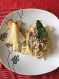 Espagueti de carne con espinacas