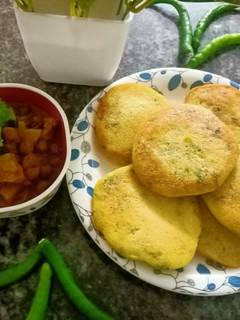 धुस्का (dhuska recipe in hindi) रेसिपी मुख्य फोटो