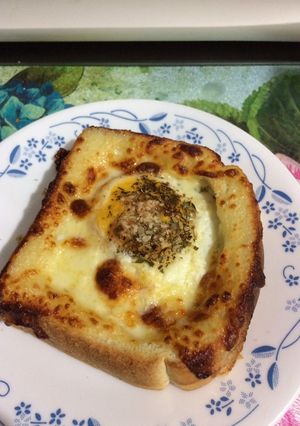 Una foto de Tostadas en la olla freidora
