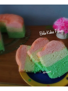 Foto resep Bolu Kukus Santan Pelangi