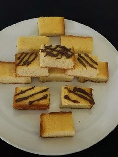 ஒயிட் சாக்லேட் ப்ரௌனி(white chocolate brownie recipe in tamil) செய்முறை முக்கிய புகைப்படம்
