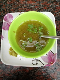 பாகற்காய் சூப் (Paakarkaai soup recipe in tamil) செய்முறை முக்கிய புகைப்படம்