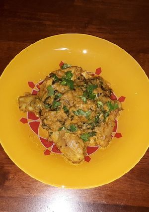 A picture of Methi chicken.