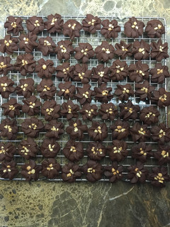 Foto resep Semprit Coklat (Putih Telur)